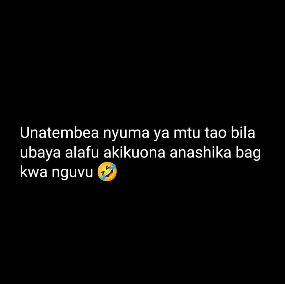 Unatembea nyuma ya mtu tao bila ubaya alafu akikuona anashika bag kwa nguvu😂